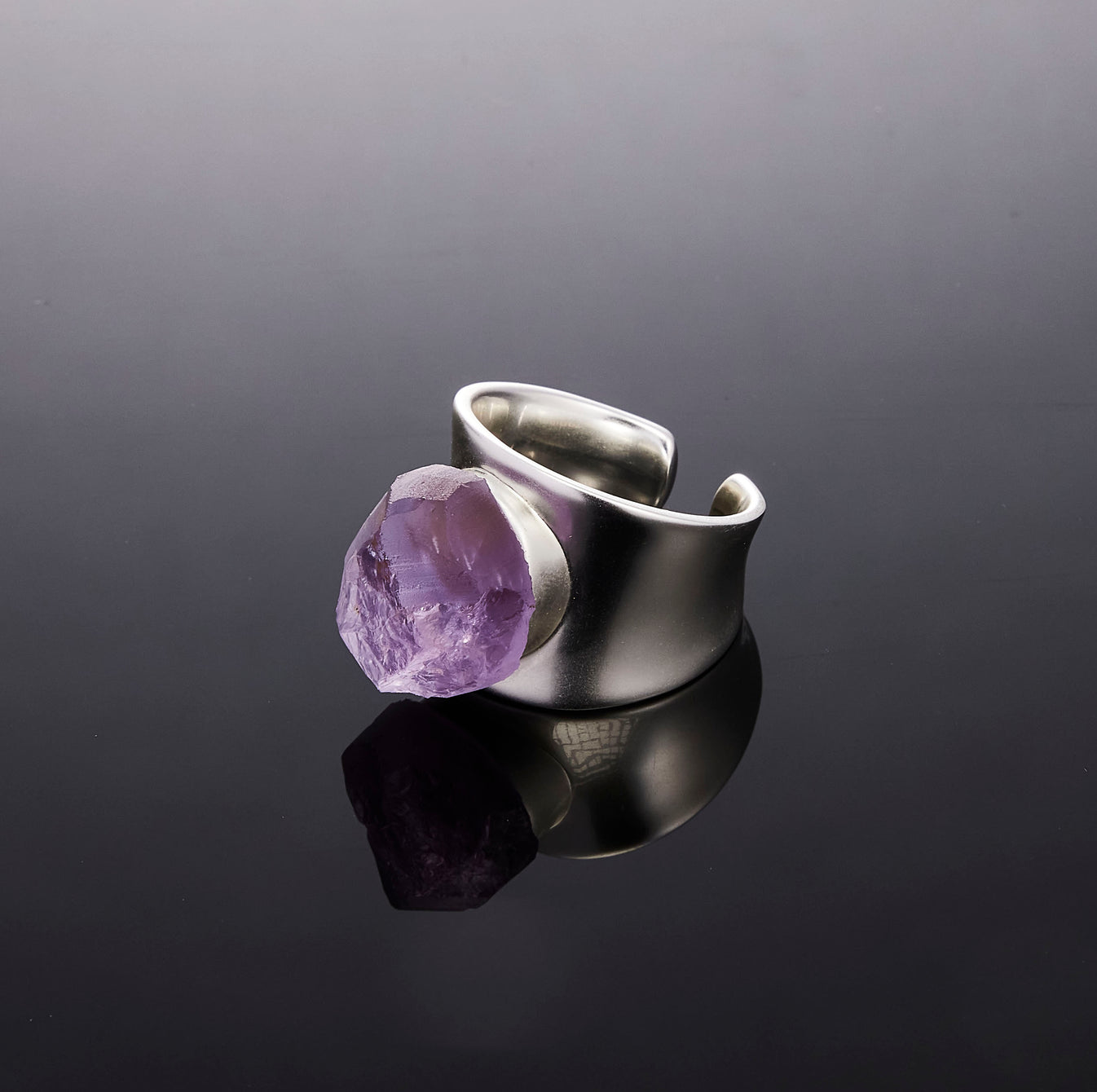 Silver Monolith ring with raw Amethyst crystal detail view by QiBai London