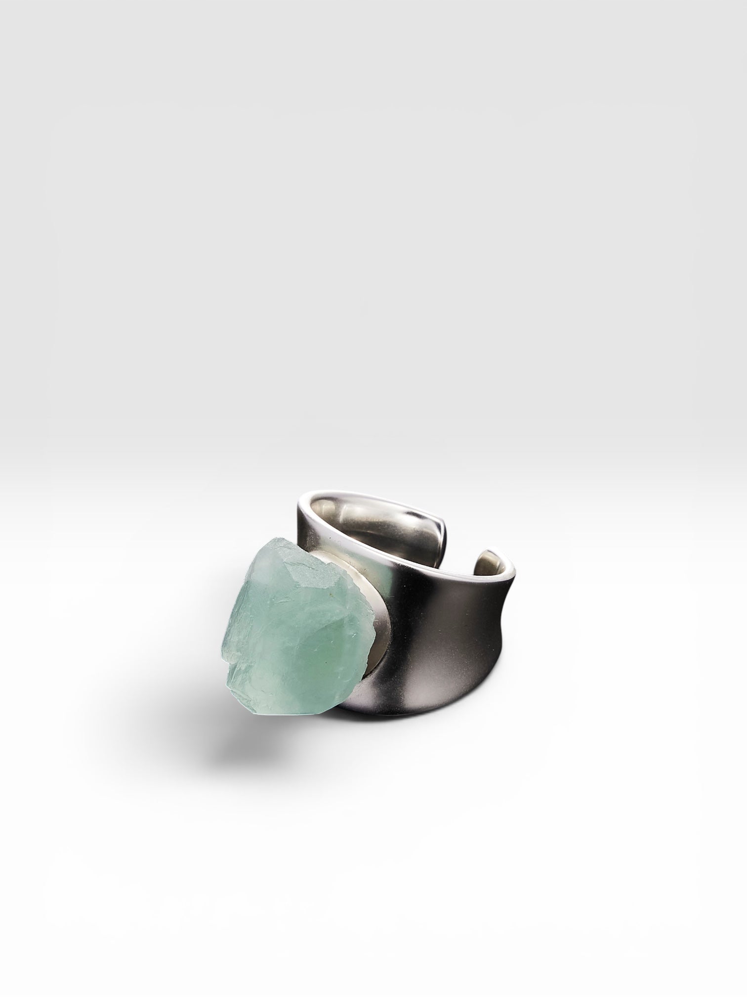 Silver Monolith ring with raw Fluorite crystal front view by QiBai London