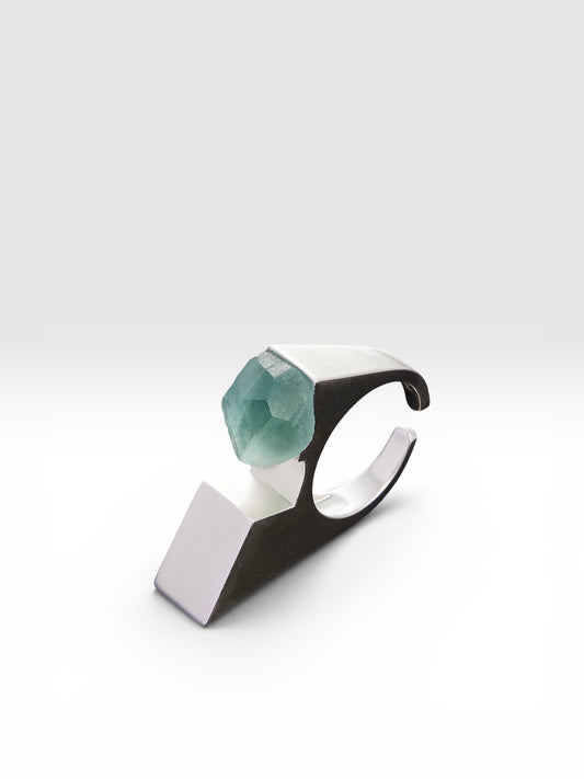 Silver Vertex ring with raw Fluorite crystal front view by QiBai London