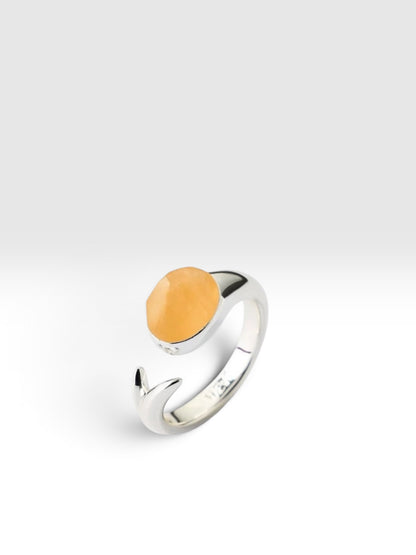 Tulip silver ring with yellow citrine crystal by QiBai London